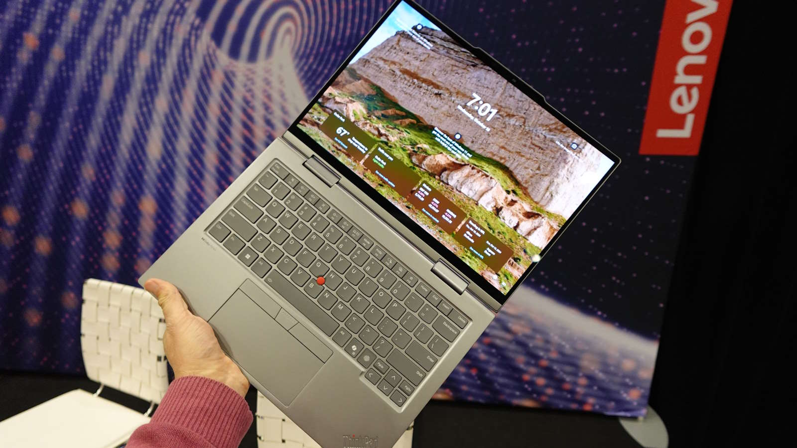 Lenovo ThinkPad X1 2-in-1 Gen 10 Aura Edition review - hands on with the device